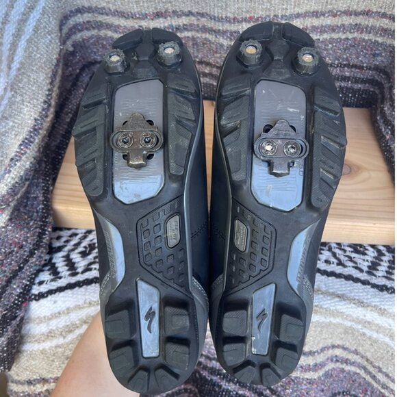 Motodiva - road bike clip in shoes - brand new condition with box - Picture 2 of 4